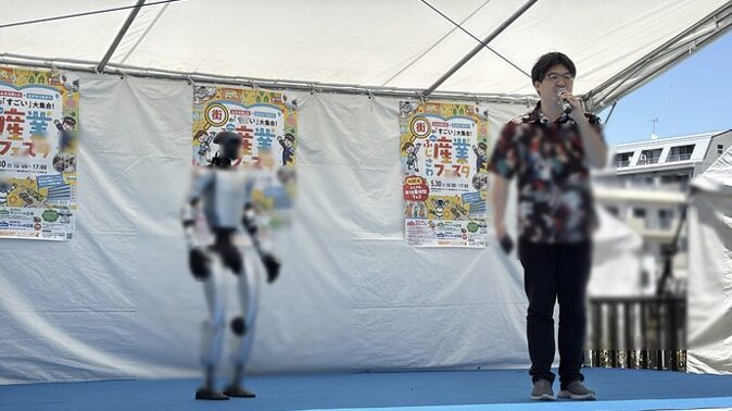 ステージ上のG1とヤマリキ